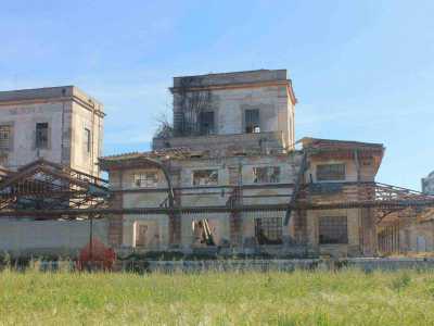Le fabbriche abbandonate di Barletta